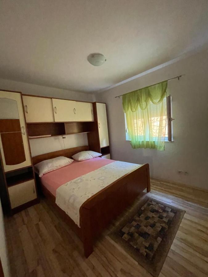 Apartman Jukic Hotel Marina Ngoại thất bức ảnh