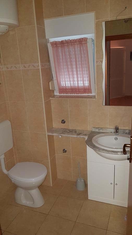 Apartman Jukic Hotel Marina Ngoại thất bức ảnh